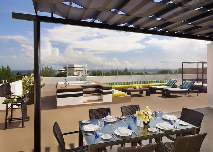 Residences At The Fives Hotel 5*