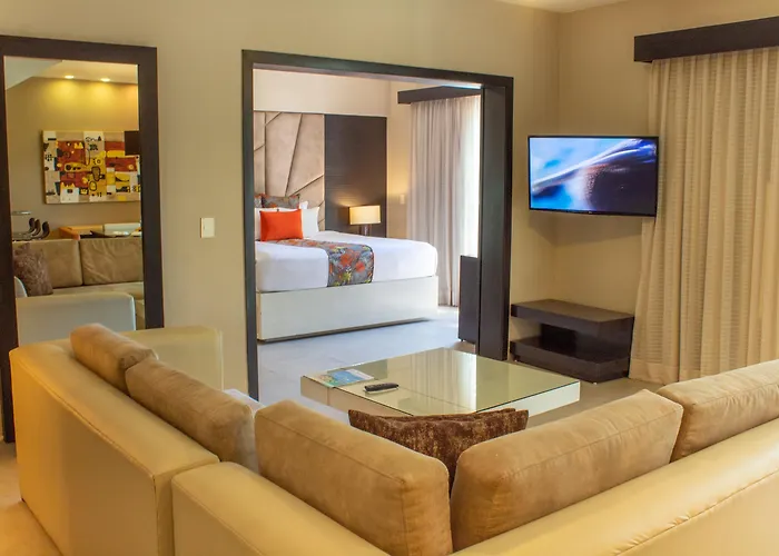 Residences At The Fives 5*