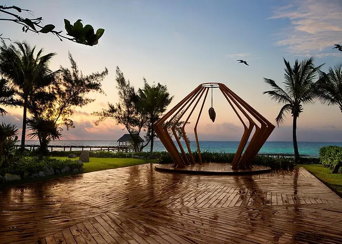 Residences At The Fives 5*