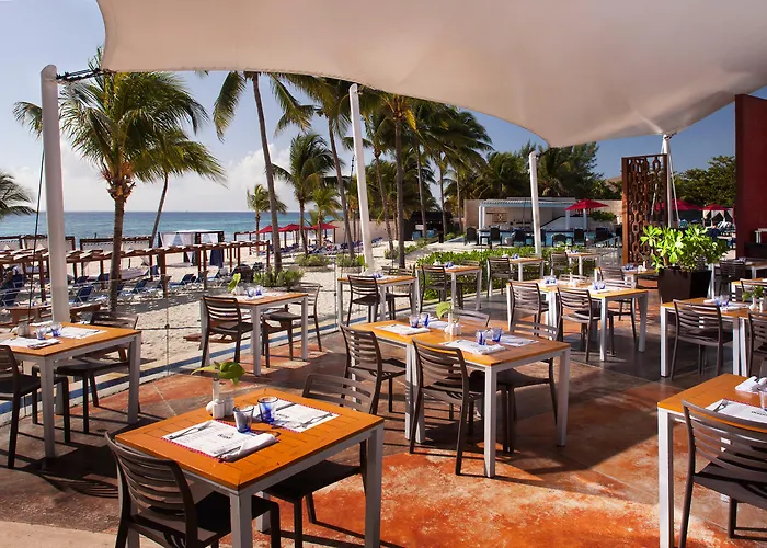 Hotel Residences At The Fives 5*